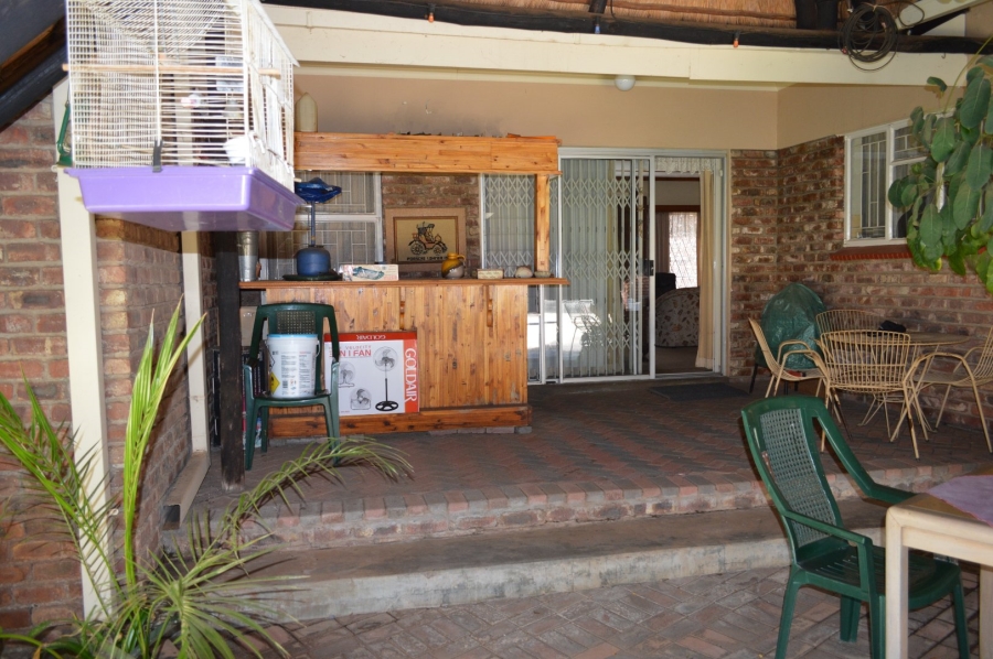 4 Bedroom Property for Sale in Flamwood North West